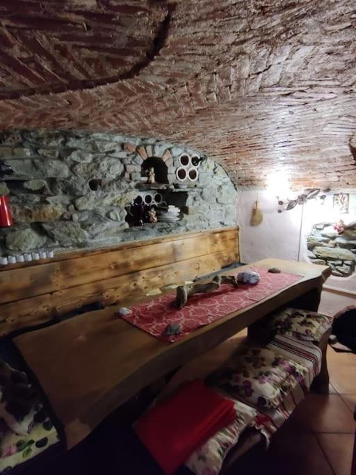 فيلا The Golden Eagle - Chalet A Champdepraz أَويستا المظهر الخارجي الصورة